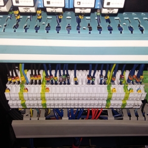 Groupes electrogenes-Armoires electriques-77